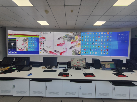 某高教主控中心 0.88mm液晶拼接顯示屏 3行8列